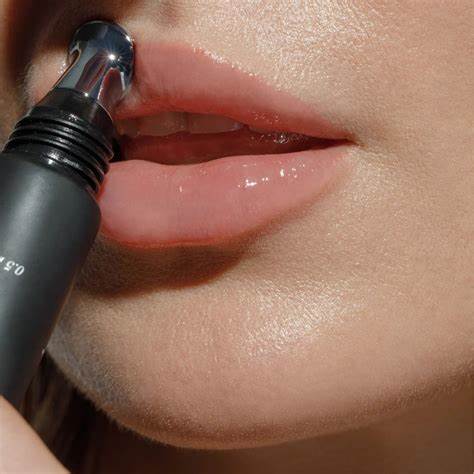 ÂN-GLOSS Ceramide Lip Tint- Berry Crumble